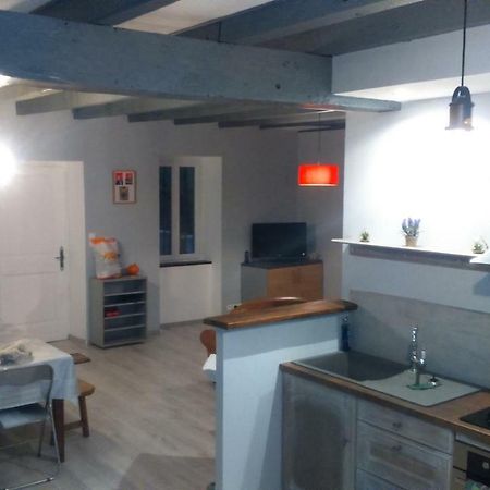 Maison A La Campagne Au Coeur Du Cantal Dept 15 Marmanhac Екстериор снимка