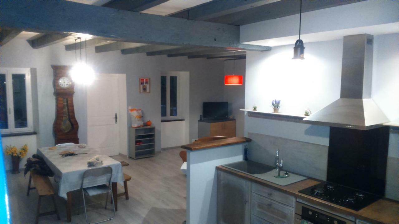 Maison A La Campagne Au Coeur Du Cantal Dept 15 Marmanhac Екстериор снимка
