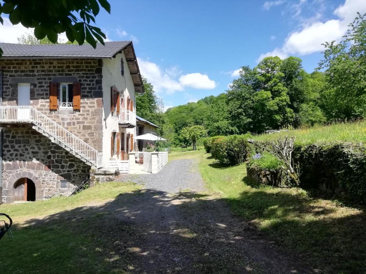 Maison A La Campagne Au Coeur Du Cantal Dept 15 Marmanhac Екстериор снимка